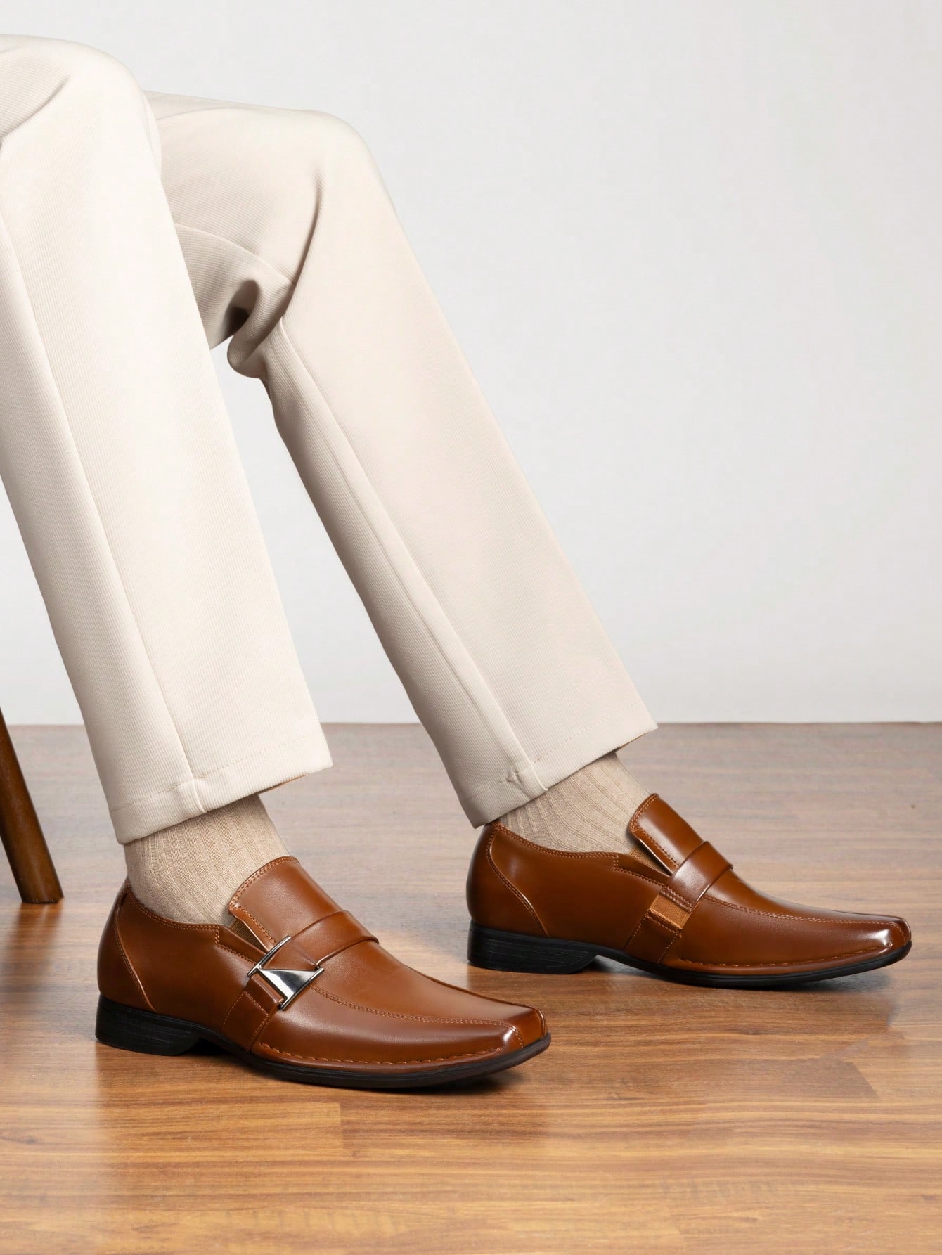 حذاء رجالي أنيق من الجلد، بتصم - مراجعة Formal Men Daily Wear Footwear وسعره